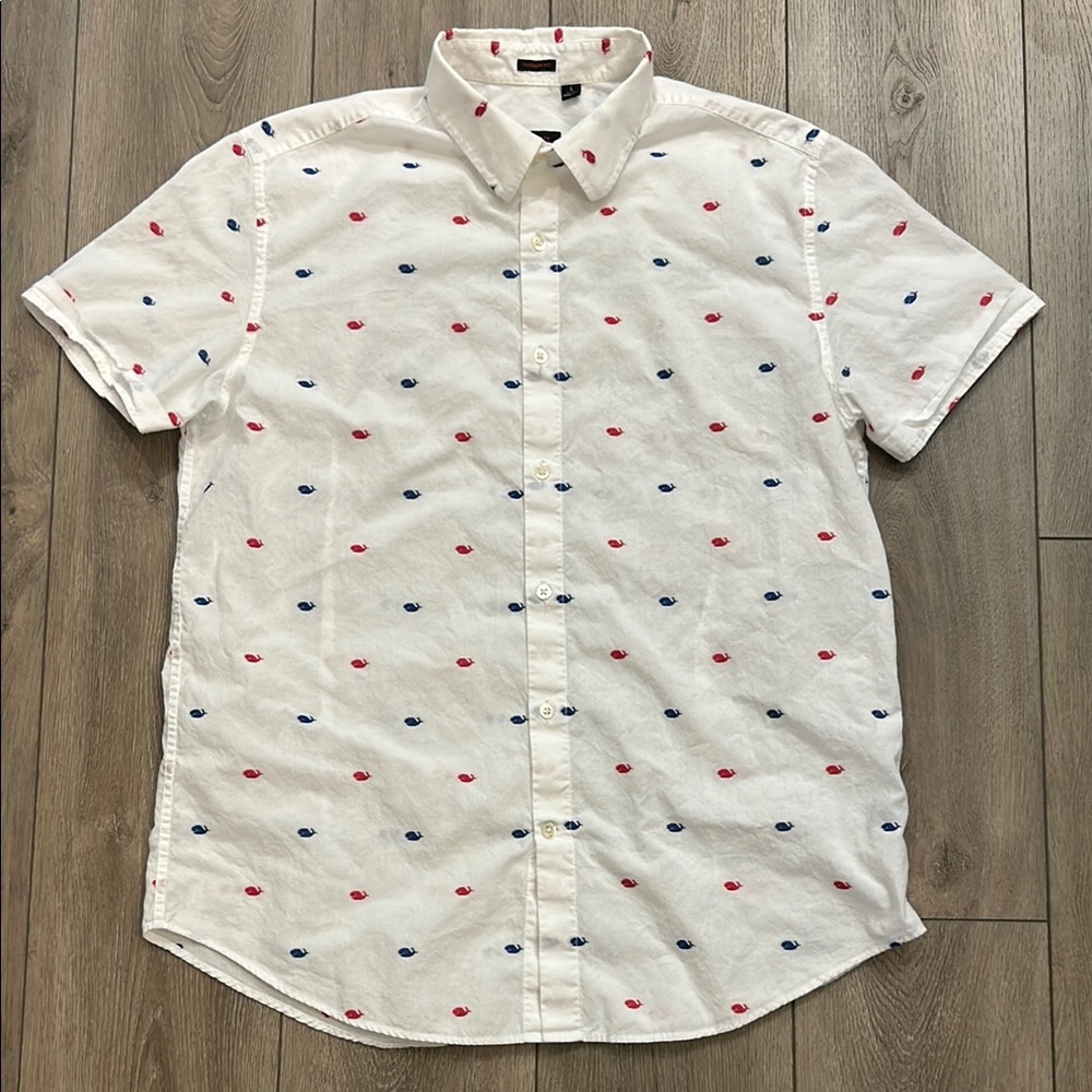 Postmarc Men's Modern Fit Shortsleeve Button Down Shirt - Whale Motif - Large